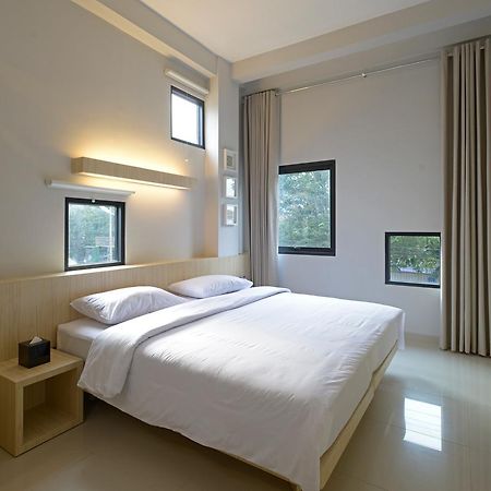 Arjuna Hotel Batu City Екстериор снимка