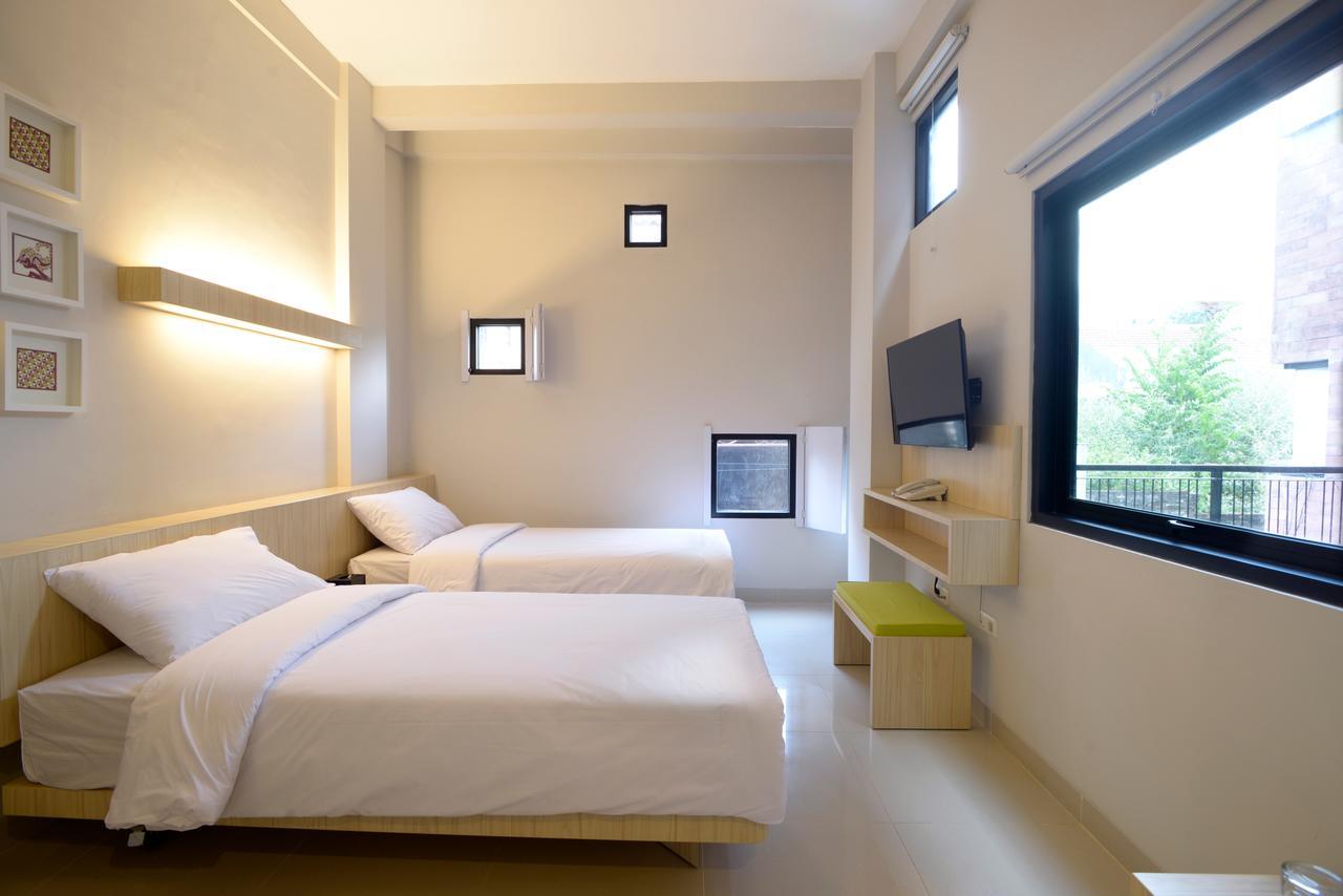 Arjuna Hotel Batu City Екстериор снимка